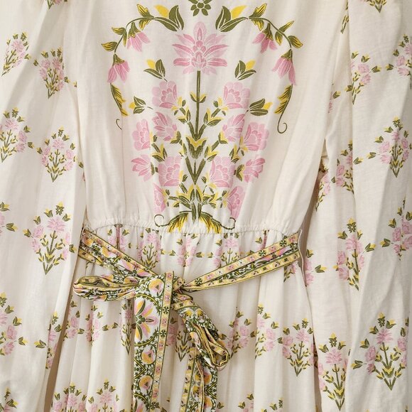 Elegant dress - Picture 4 of 4